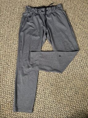lululemon athletica On The Fly Women's Gray Slim Jogger Sweatpants